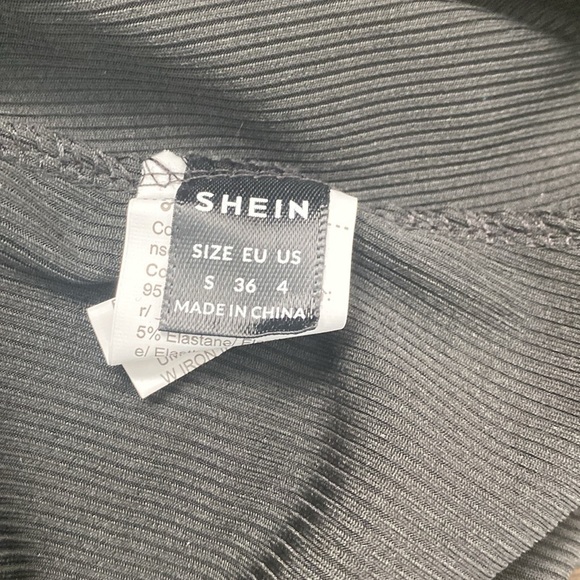 Shein asymmetrical tank top - Picture 3 of 3